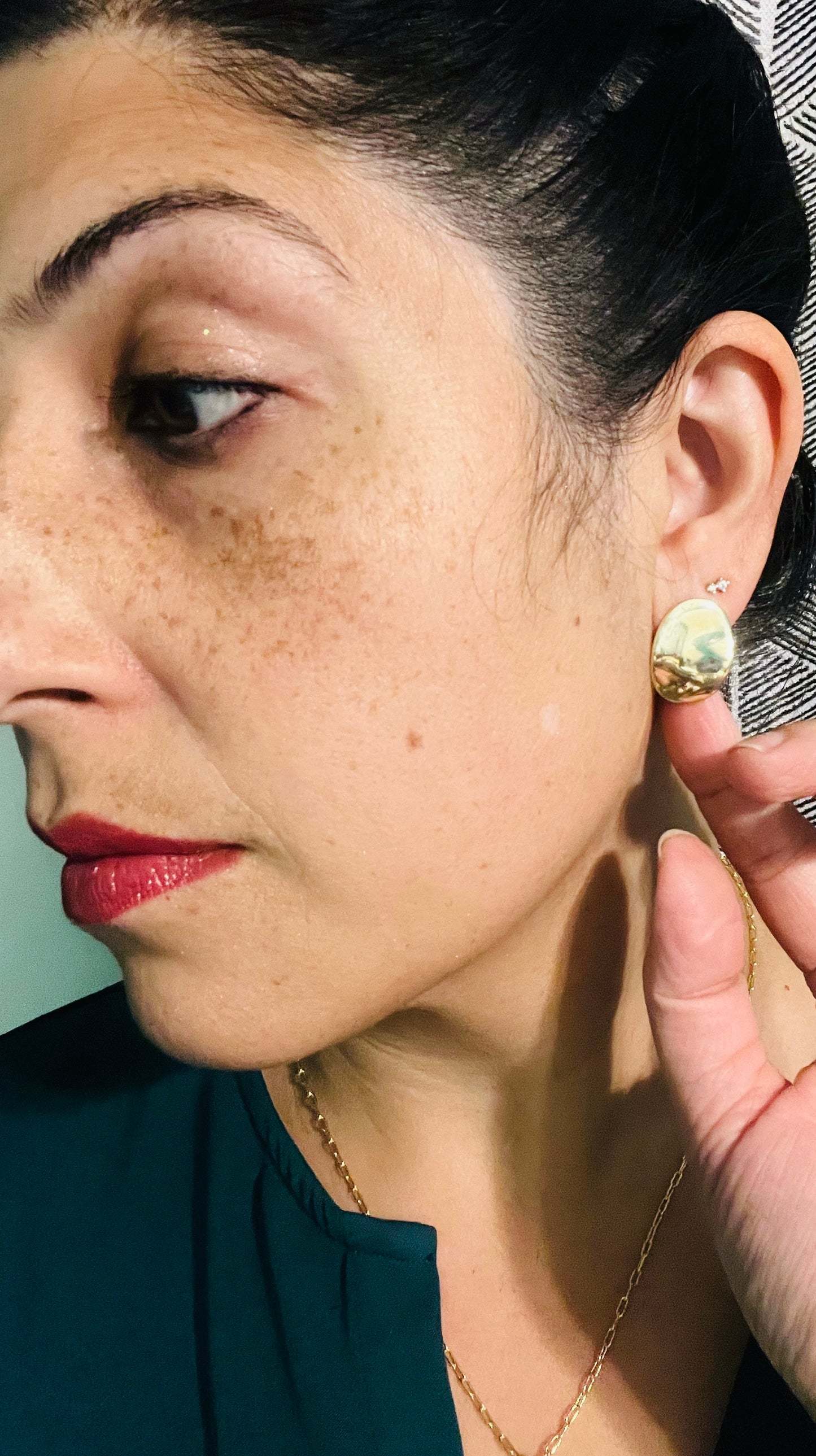 Urmi Earrings