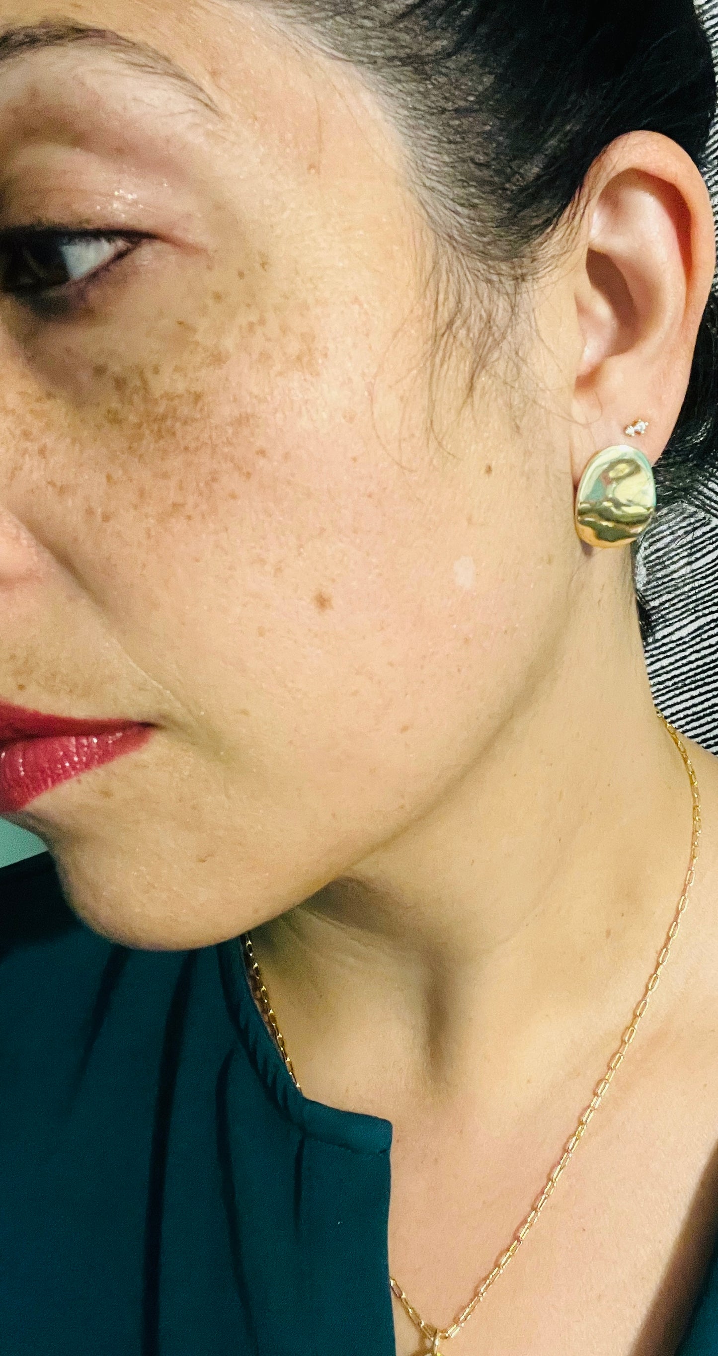 Urmi Earrings