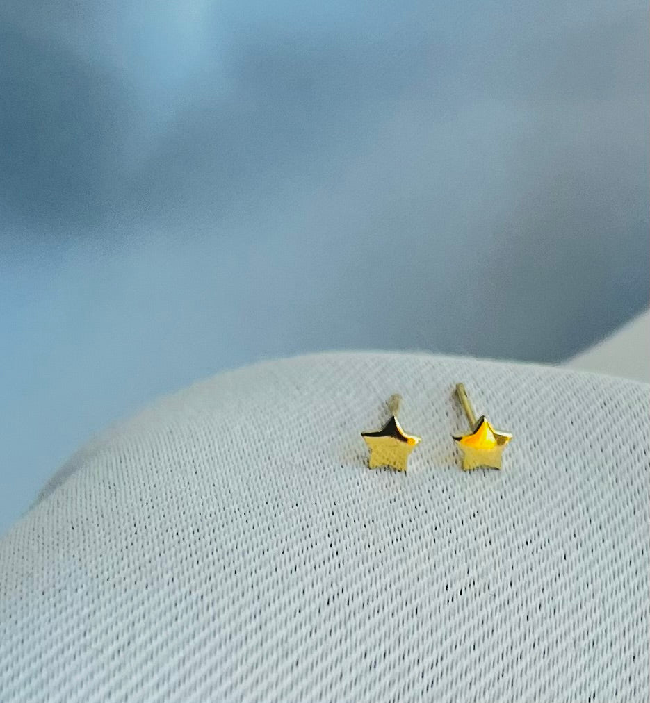 Minimalist Stud Earrings