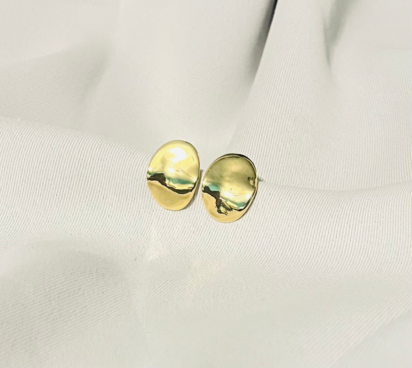 Urmi Earrings