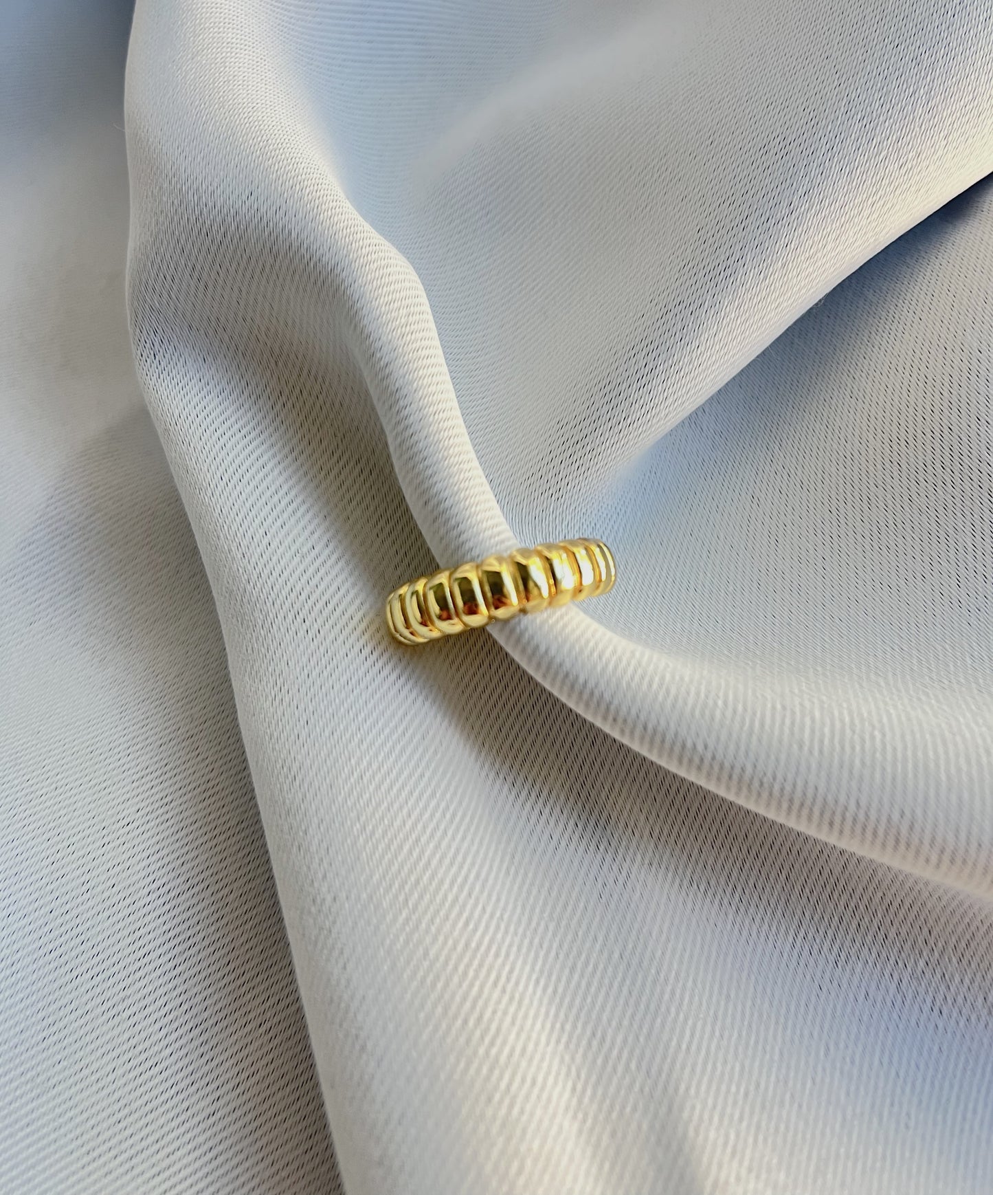 Nirvi Ring